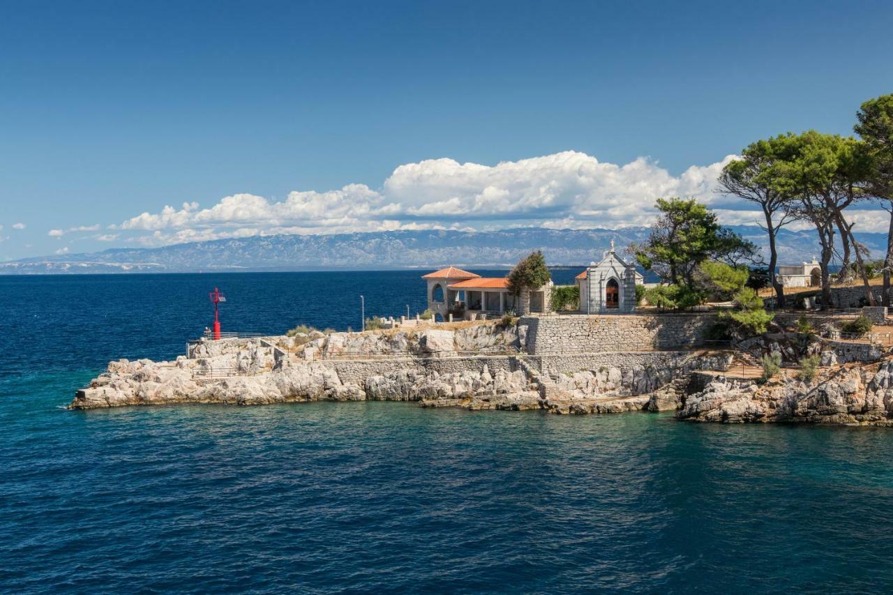 Mediterranes Ferienhaus M. Terrasse Veli Lošinj Zewnętrze zdjęcie